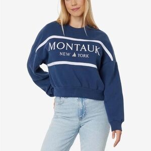 Abercrombie & Fitch Montauk New York Women's Blue Sweatshirt